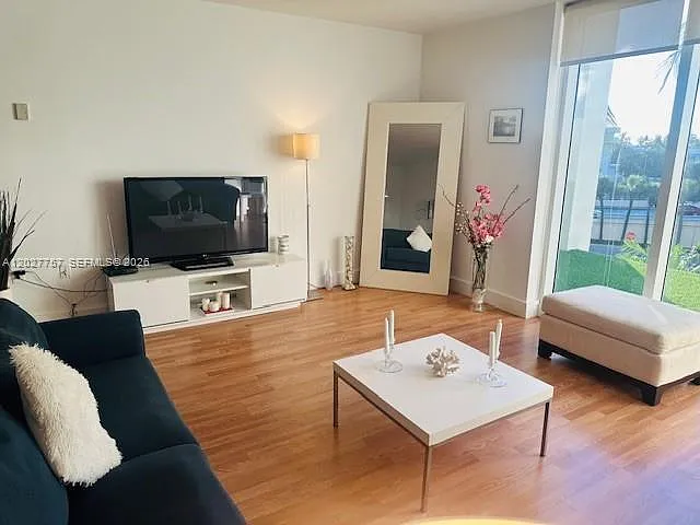 10275 Collins Ave #223 — Photo 12