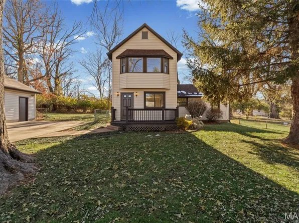 11354 Oak Ave, Bridgeton, MO 63044