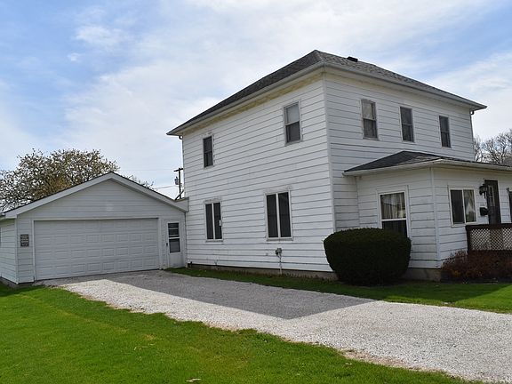 3rd image of 208 S Jefferson St