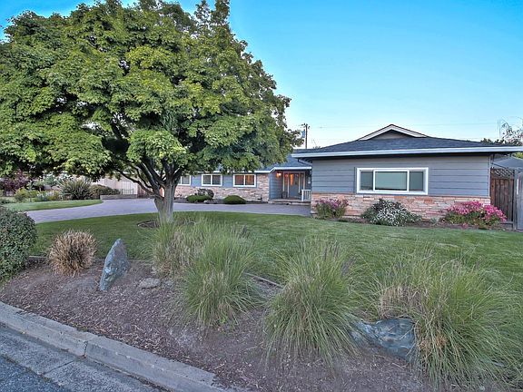 3rd image of 12344 Obrad Dr