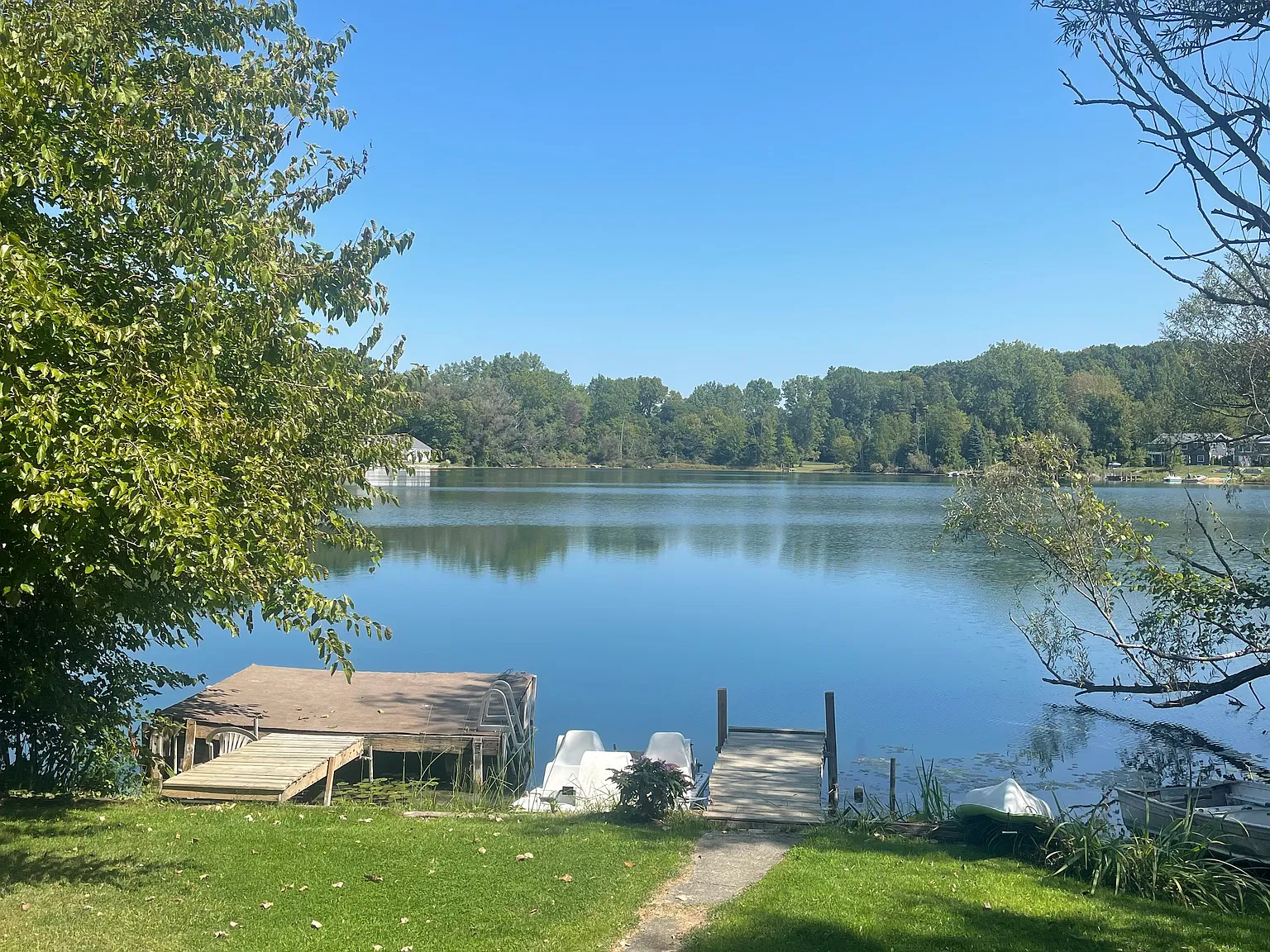 S Round Lake Dr, Caledonia — Photo 3