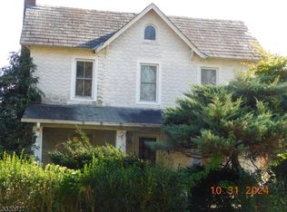 403 Washburn Ave, Washington, NJ 07882