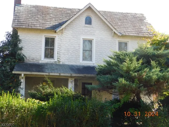 403 Washburn Ave, Washington Twp., NJ 07882
