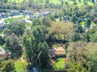 2102 Pennsylvania Ave, Fort Washington, PA 19034