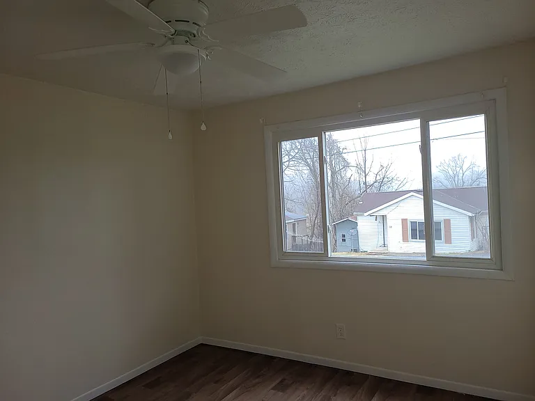 119 Sparacino St — Photo 39