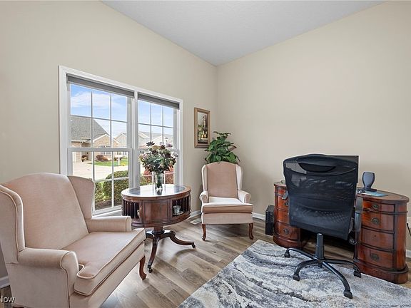 3rd image of 38080 Cross Creek Dr