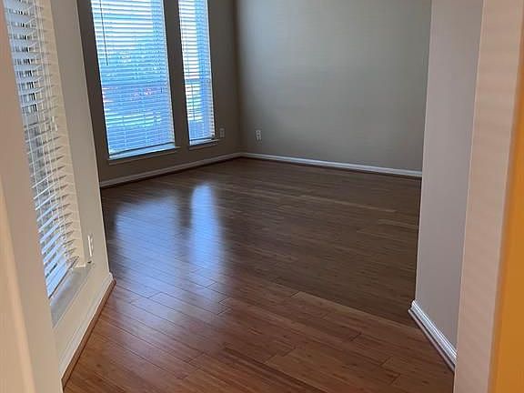 3rd image of 18611 Peralta Hill Ln
