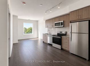 4010 Eglinton Ave W #428, Toronto, ON M9P3W1