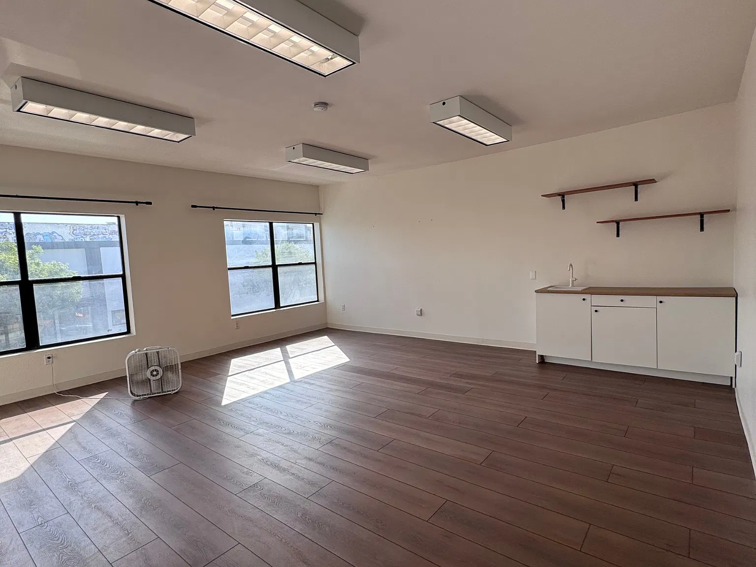 (North Park Building) 3043-3049 University Ave. / 3880-3884 Grim Ave. - 3047-205 — Photo 2