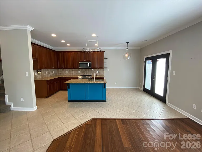 15313 Pahlmeyer Ln — Photo 9