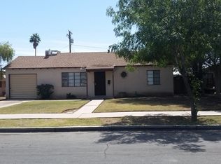 585 Yucca Dr, El Centro, CA 92243