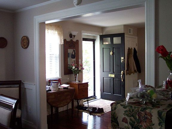 Dining to front door