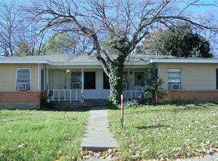 1214 Dawson Cir, Grand Prairie, TX 75051