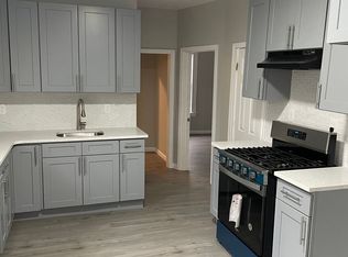 7 Ash St, Waterbury, CT 06704