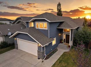 34 S Bowman Cir, Sylvan Lake, AB T4S 0H9