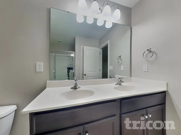 2355 Whisperwood St — Photo 8