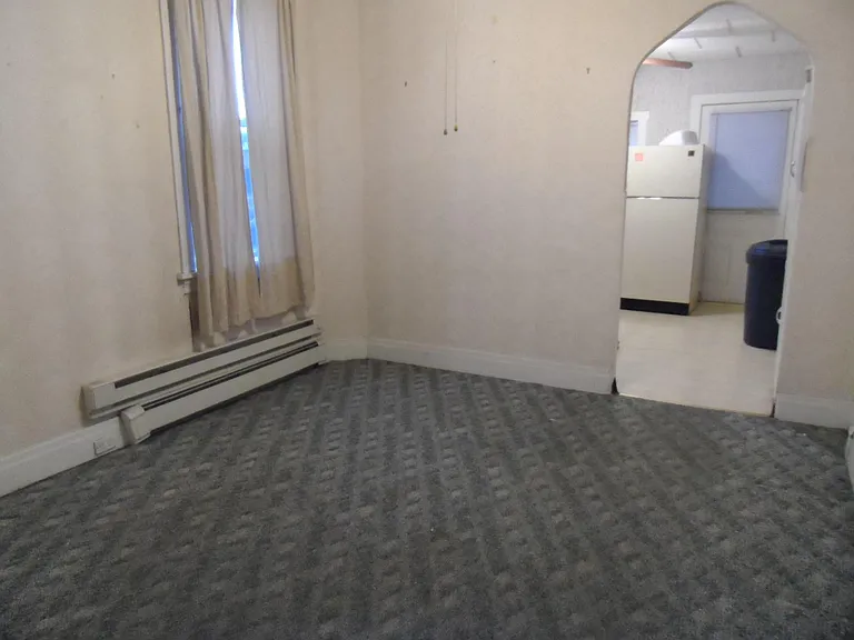 44 S 2nd St #1 — Photo 8
