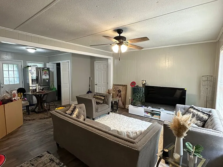 175 Sarsen Cir — Photo 4