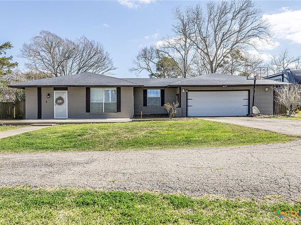 1st image of 743 Royal Rd