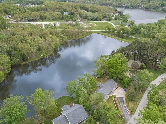 3rd image of 12508 Tall Pine Dr