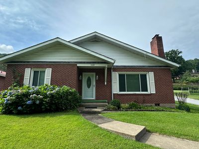 19 Glenna Ln, Hinton, WV, 25951