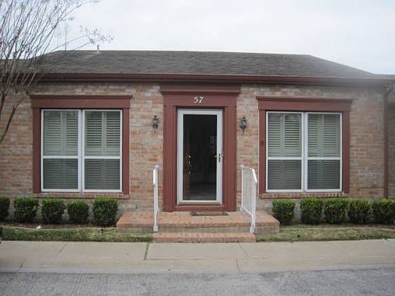 1st image of 57 Townhouse Ln