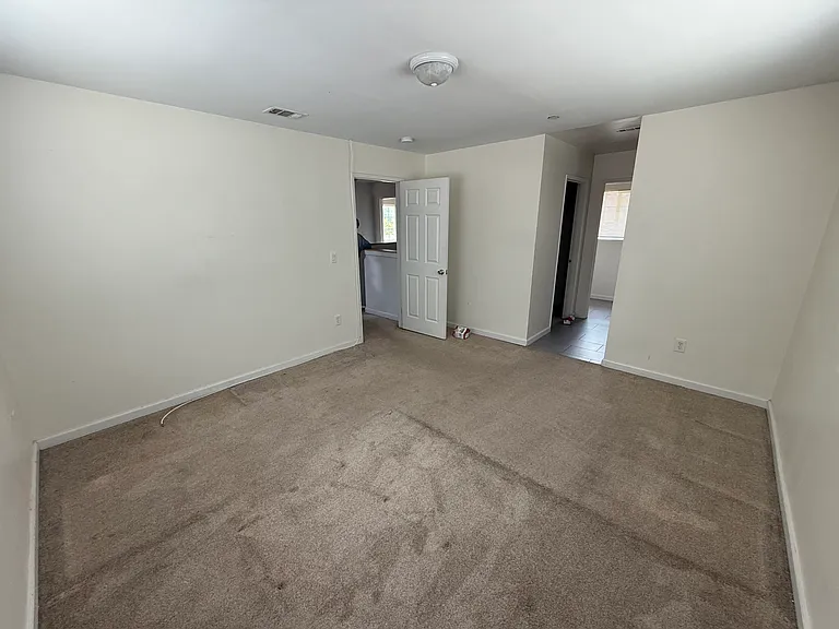 1363 Buena Vista Ave #1361 — Photo 10