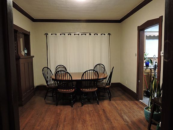 3rd image of 1418 Sheridan Ave