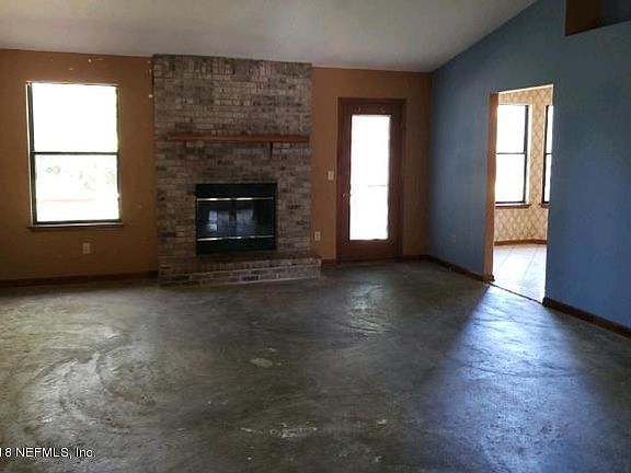 3rd image of 7819 Bridgeview Pl