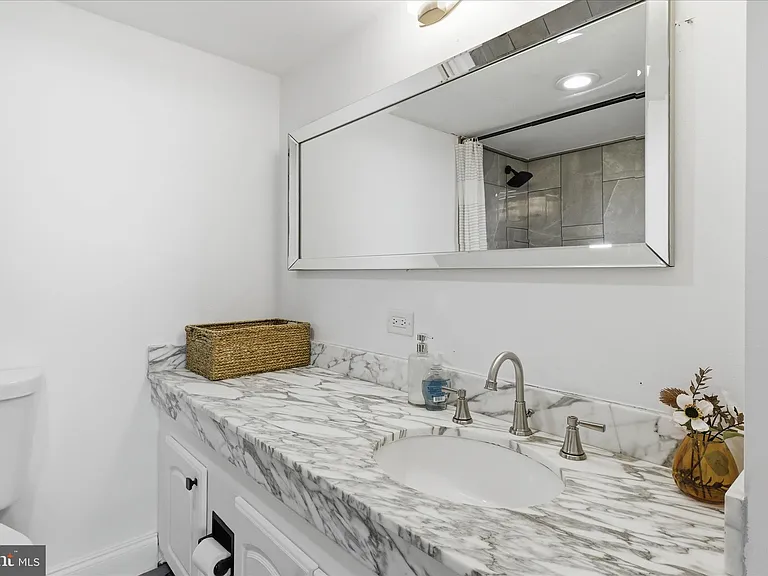 301 N Beauregard St #1105 — Photo 18