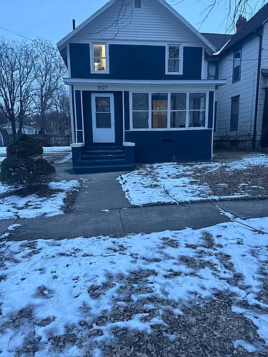 1027 S Chicago Ave Photo 1