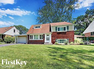 18509 Stedhall Rd, Homewood, IL 60430