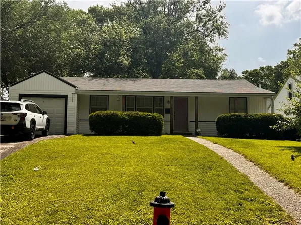 7625 Locust St, Kansas City, MO 64131