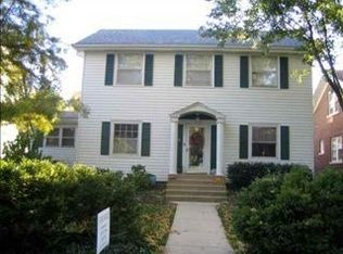 1407 E Olive St, Bloomington, IL 61701