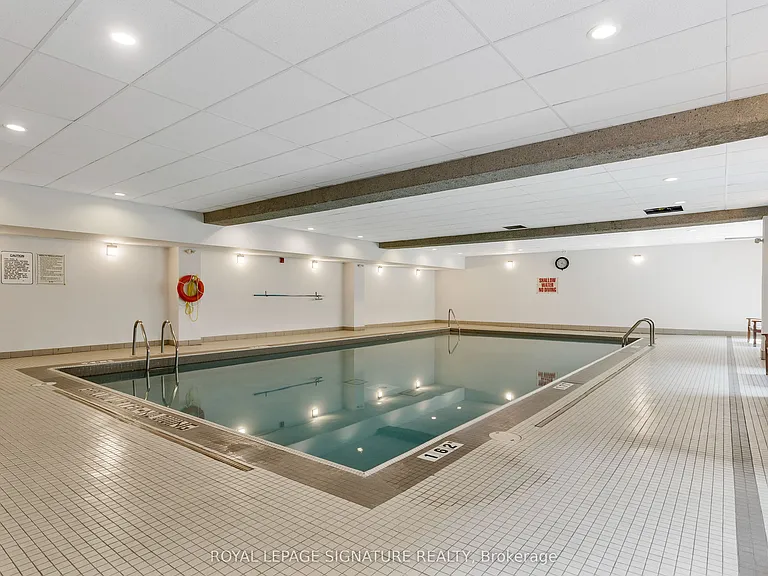 35 Ormskirk Ave #302 — Photo 36