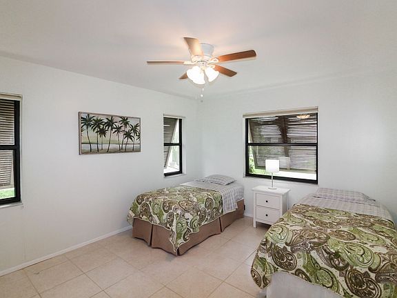 3rd image of 142 Drifting Sands Dr #142
