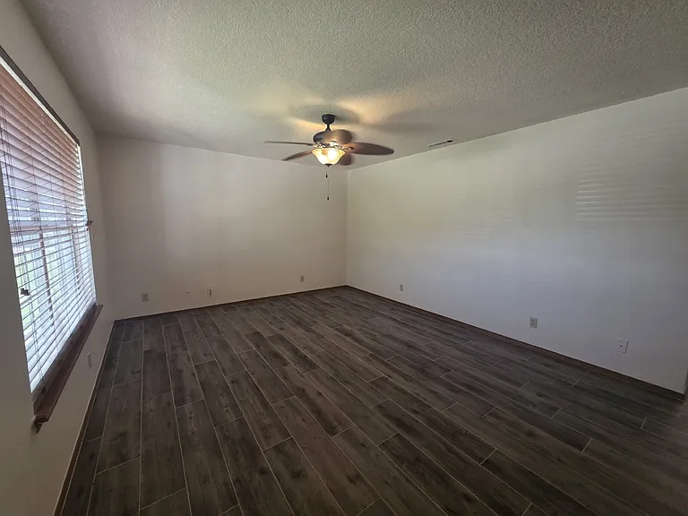 2723 Kasey Ave #B — Photo 4