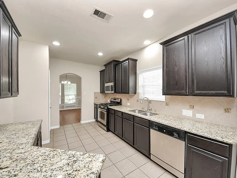 24503 Hikers Bend Dr — Photo 13