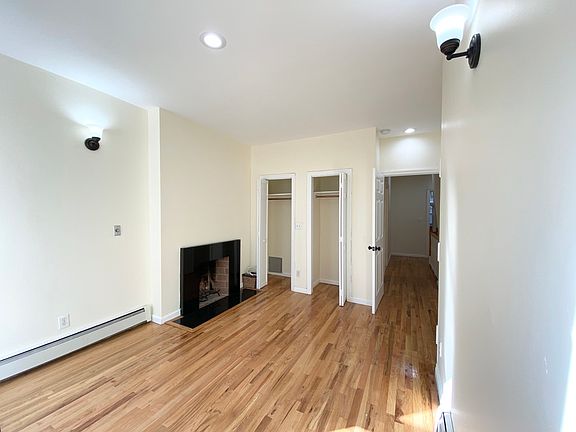 5th image of 31 W 131st St #A