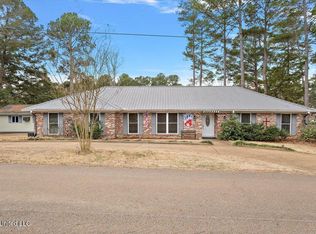 489 Cheyenne Ln, Madison, MS 39110