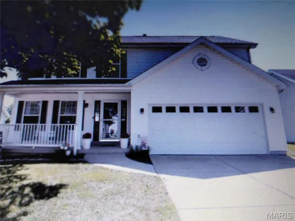 2824 Smokehouse Way, Belleville, IL 62221
