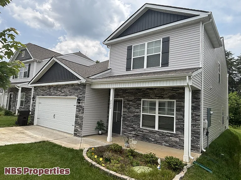 2830 Red Barn Rd — Photo 2