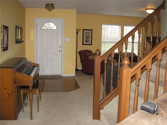 2nd image of 1296 White Birch Ln