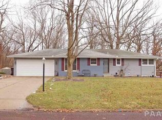 2912 W Greenbrier Ln, Peoria, IL