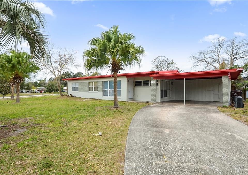 1st image of 92 Carol Ave