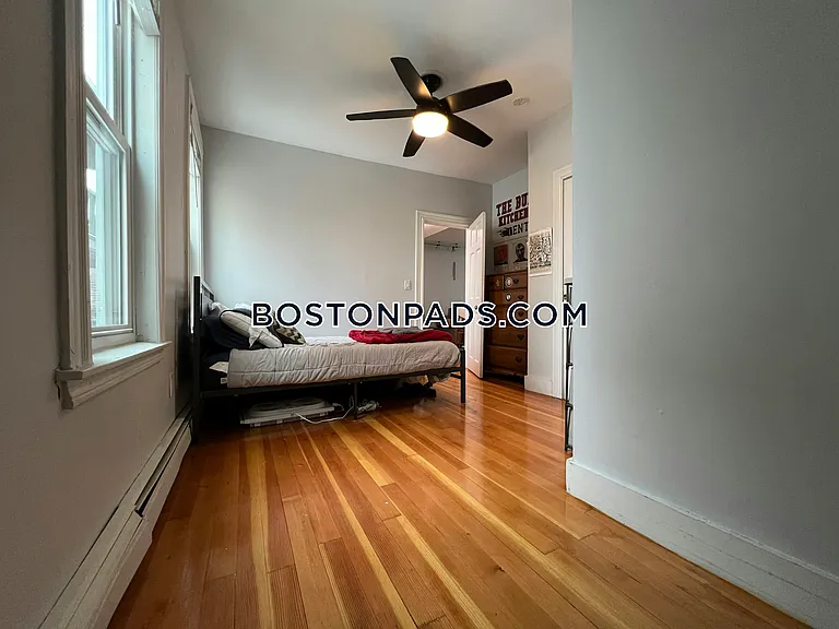 24 Farrington Ave #2 — Photo 25