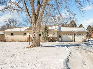 409 12th Ave NE, Sibley, IA 51249