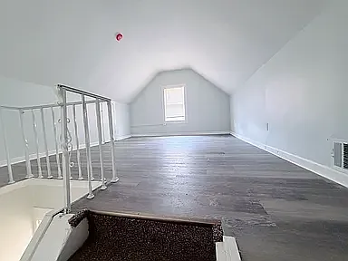 2 bed, 900 sqft, $900 — Photo 4