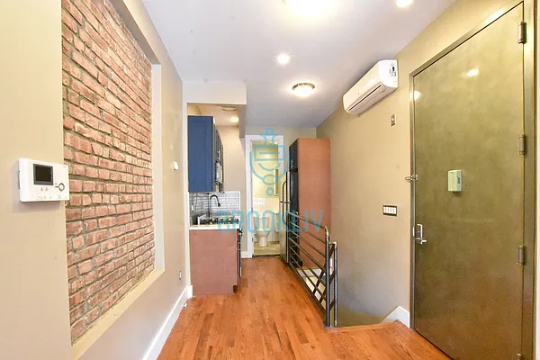 Rented by null | media 31