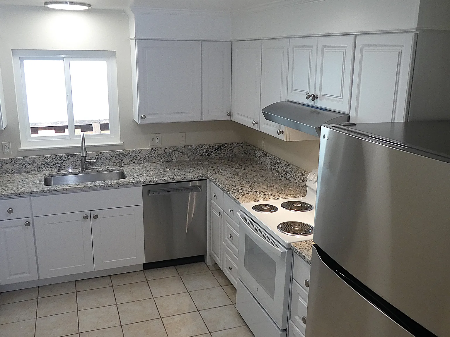 3 bed, 1500 sqft, $4,800 — Photo 1